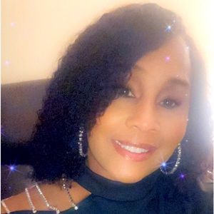 Meet your Posher, Joy